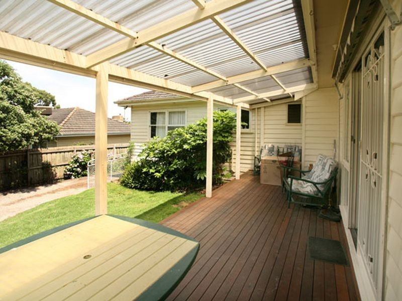 22 Nicholson Crescent, Lilydale VIC 3140