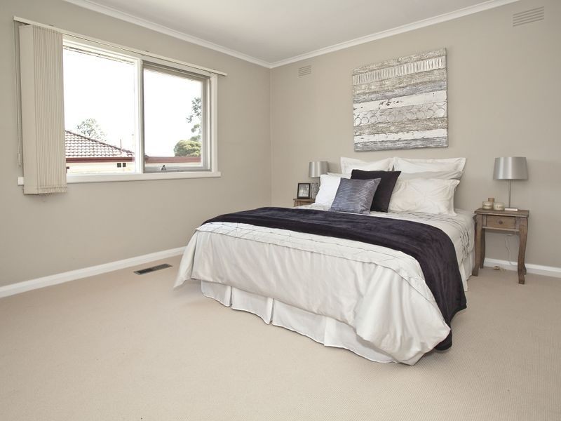 1/16 Diane Crescent, Mooroolbark VIC 3138