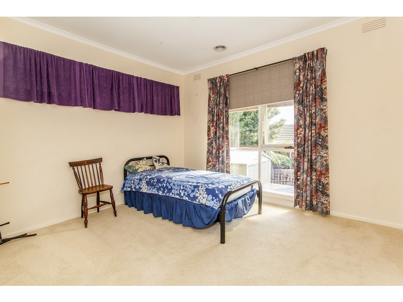 8 Old Kent Road, Mooroolbark VIC 3138