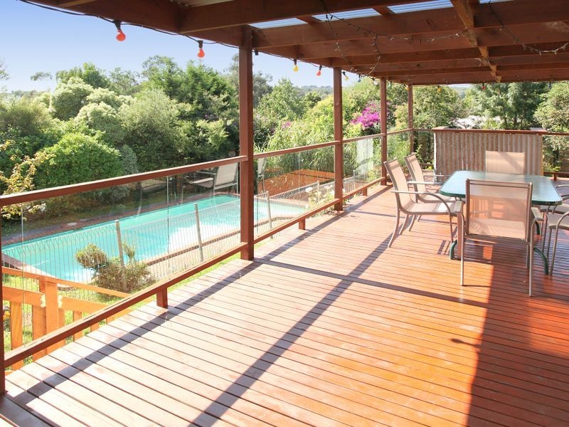 17 Alford Avenue, Mooroolbark VIC 3138