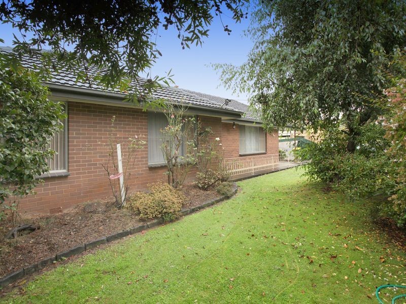 139 Manchester Road, Mooroolbark VIC 3138