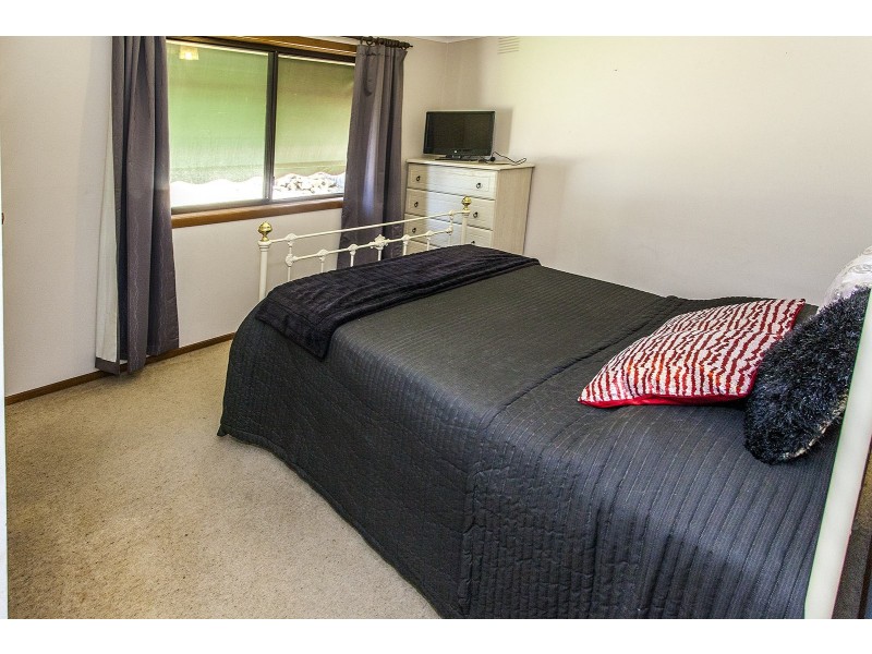 92 Liverpool Road, Kilsyth VIC 3137