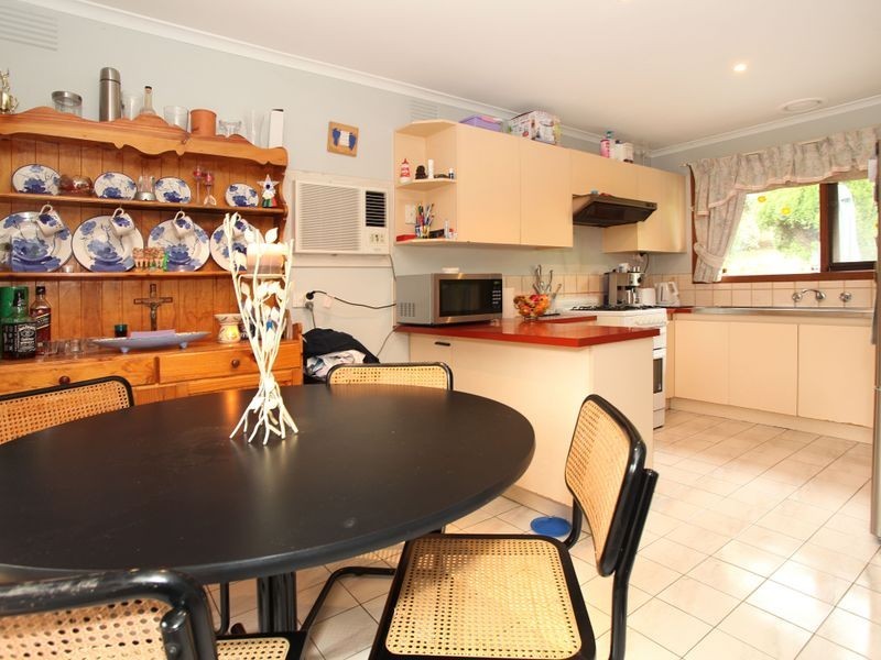 24 Huntingdale Drive, Chirnside Park VIC 3116