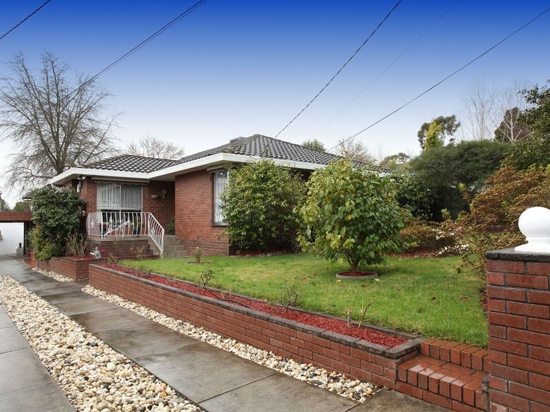74 Diane Crescent, Croydon VIC 3136