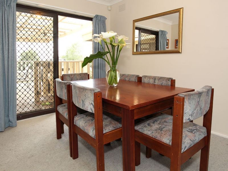 21 Rolloway Rise, Chirnside Park VIC 3116