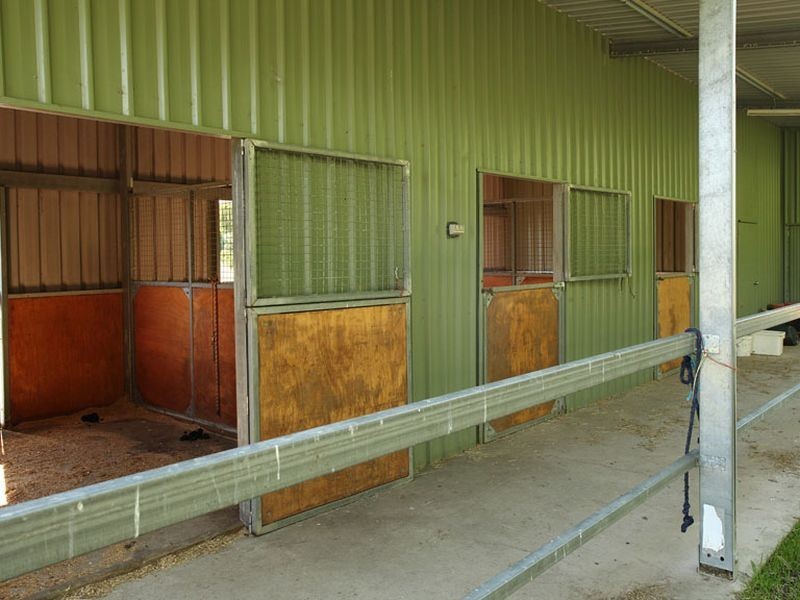 9 Honeysuckle Way, Chirnside Park VIC 3116