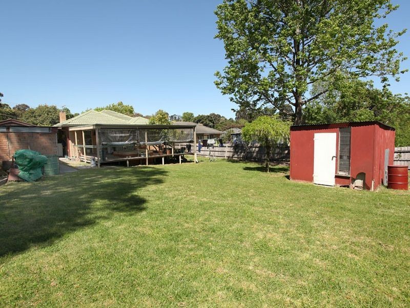 37 Boyana Crescent, Croydon VIC 3136