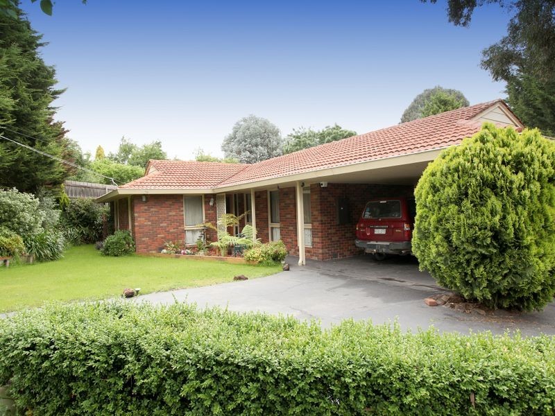 7 Bridle Path, Chirnside Park VIC 3116