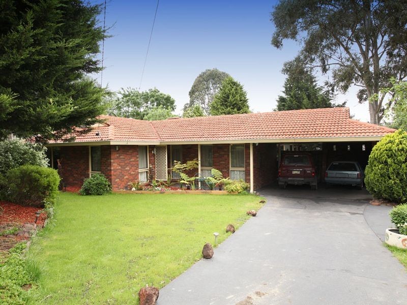 7 Bridle Path, Chirnside Park VIC 3116