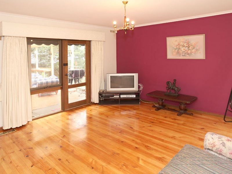 7 Bridle Path, Chirnside Park VIC 3116