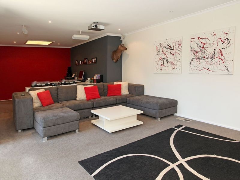 37 Carronvale Road, Mooroolbark VIC 3138