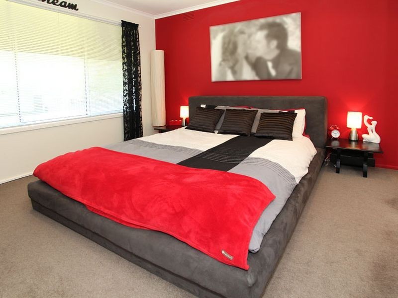 37 Carronvale Road, Mooroolbark VIC 3138