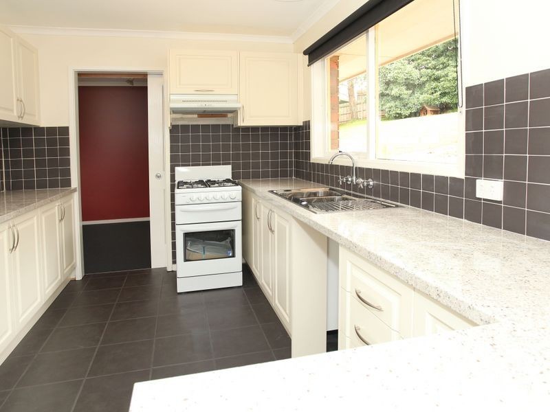 4 Landara Court, Mooroolbark VIC 3138