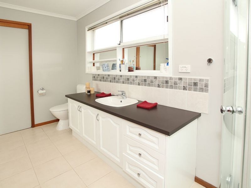 1 Gould Place, Mooroolbark VIC 3138