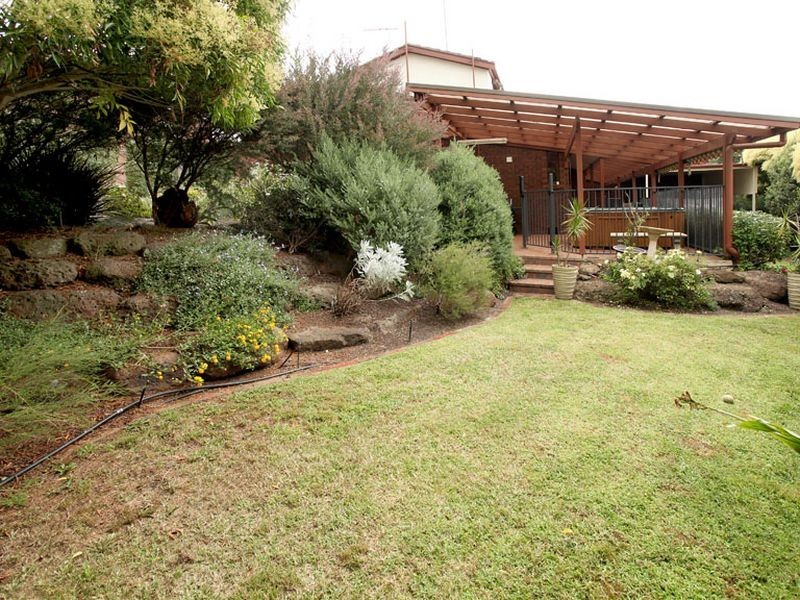 3 Barbara Court, Mooroolbark VIC 3138