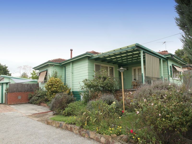 5 Bathurst Street, Mooroolbark VIC 3138