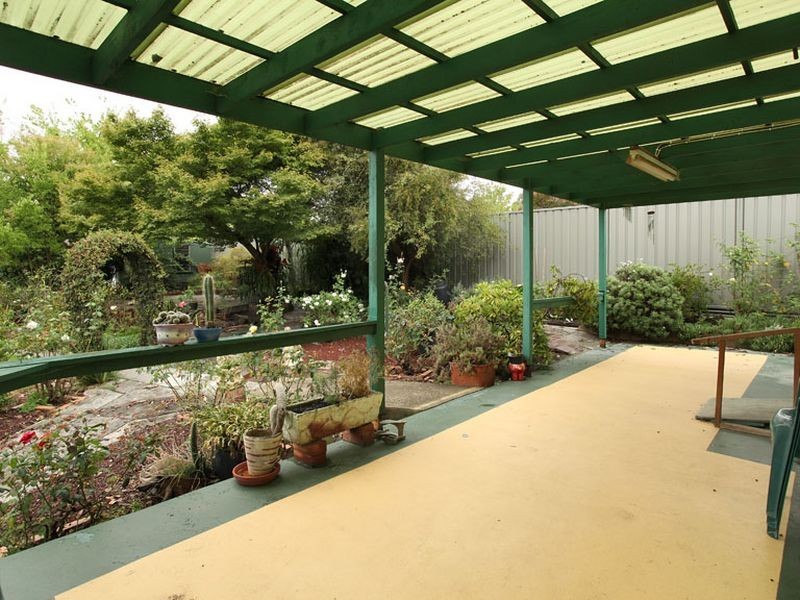 5 Bathurst Street, Mooroolbark VIC 3138