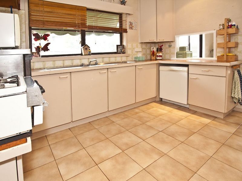 34 Carronvale Road, Mooroolbark VIC 3138