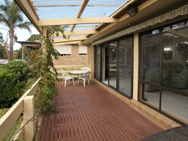 56 Chirnside Drive, Chirnside Park VIC 3116