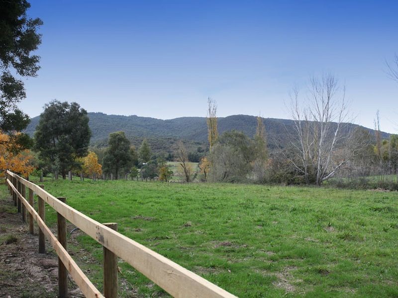 49 Badger Avenue, Badger Creek VIC 3777