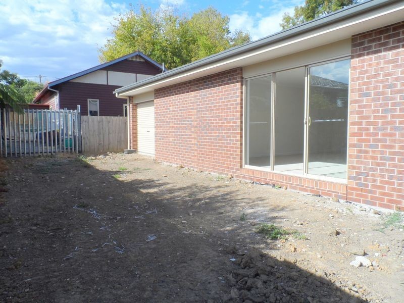 1/450A Mt Dandenong Road, Kilsyth VIC 3137