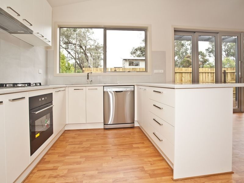 2/54 Liverpool Road, Kilsyth VIC 3137