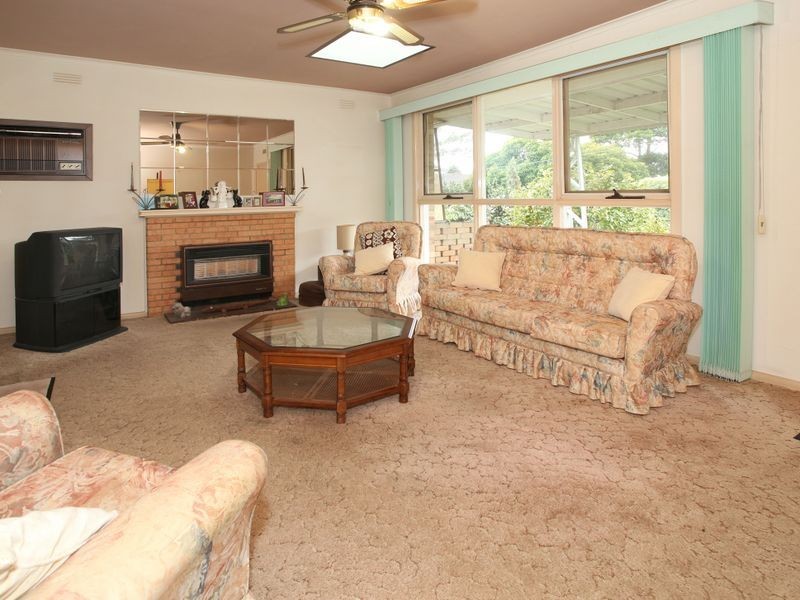 6 Gladys Grove, Croydon VIC 3136