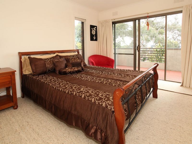 12 Timbertop Court, Mooroolbark VIC 3138