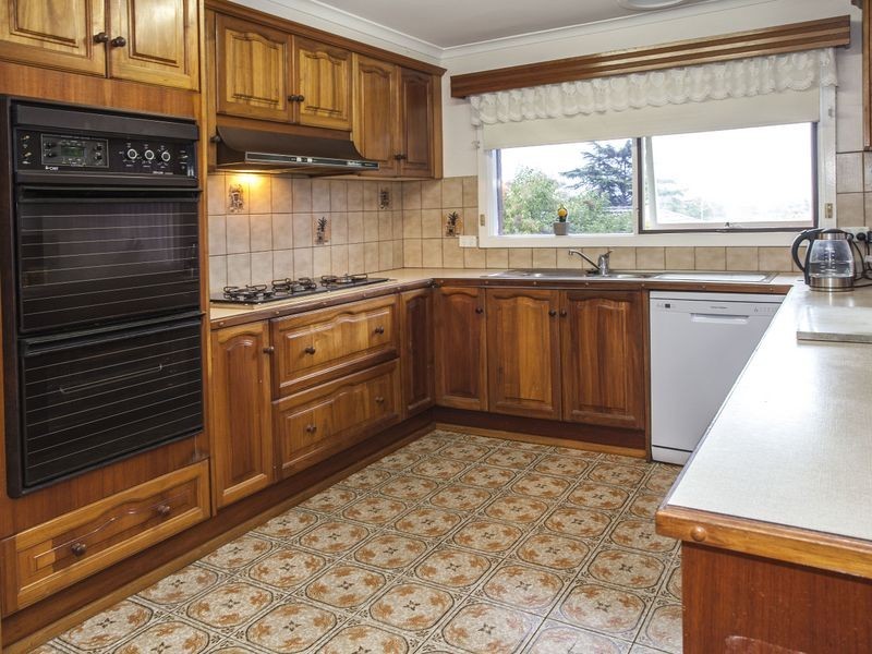56 Victoria Road, Lilydale VIC 3140