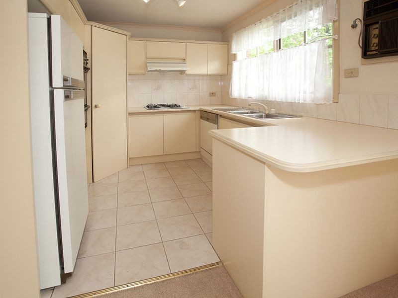 1/90 Lincoln Road, Croydon VIC 3136