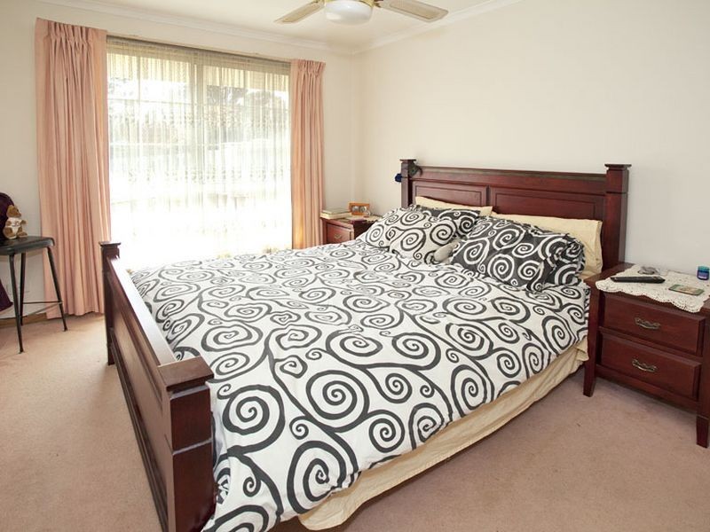 2/685 Whitehorse Road, Mitcham VIC 3132