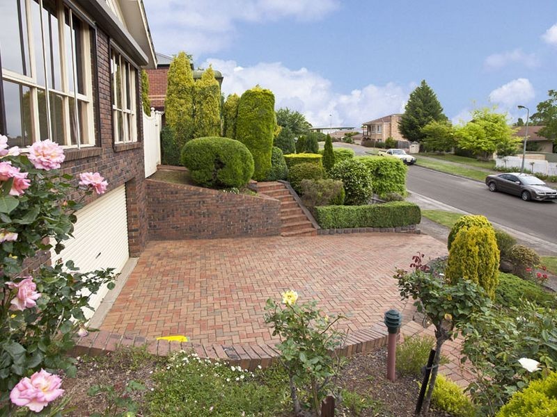 4 Drummerhill Lane, Mooroolbark VIC 3138