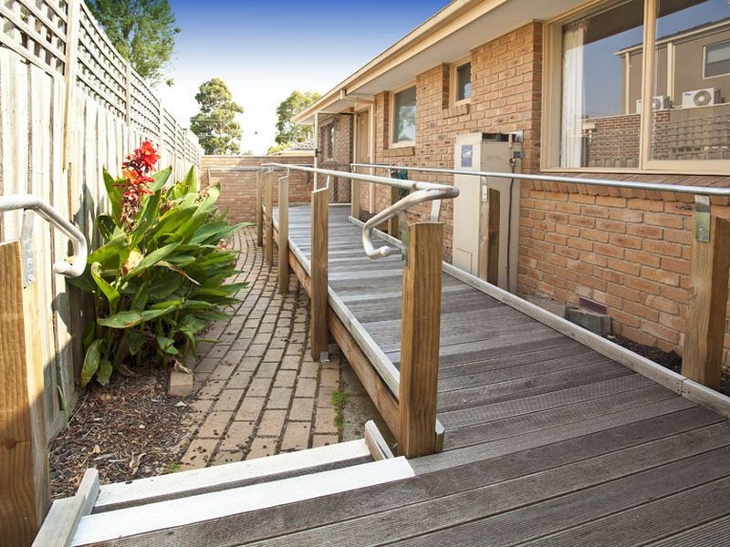 2/200 Hull Road, Mooroolbark VIC 3138