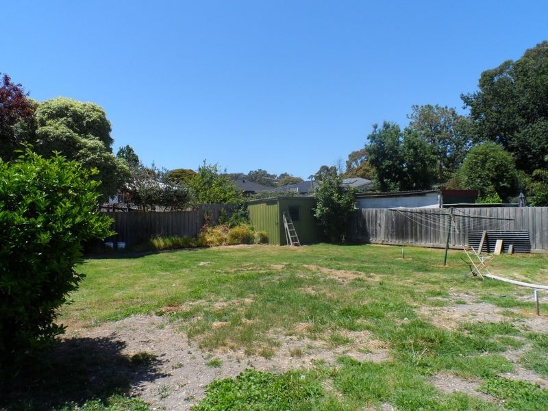 2/54 Blackburn Road, Mooroolbark VIC 3138