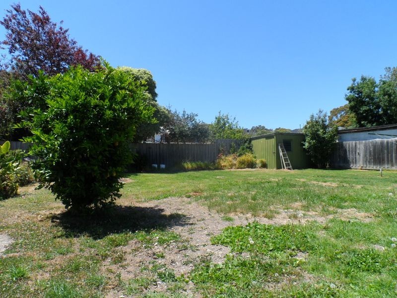 2/54 Blackburn Road, Mooroolbark VIC 3138