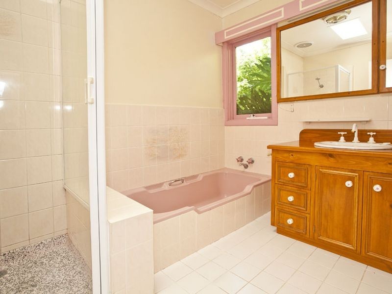 7 Thackeray Court, Croydon VIC 3136