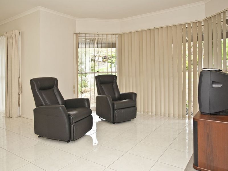 7 Kirkford Drive, Mooroolbark VIC 3138