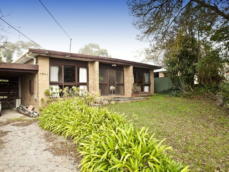 57 Diane Crescent, Croydon VIC 3136