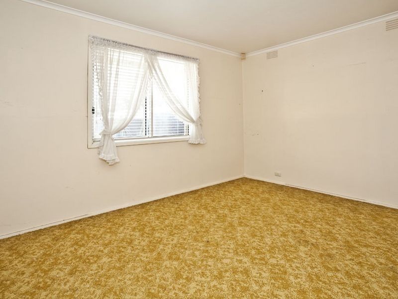 63 Carronvale Road, Mooroolbark VIC 3138