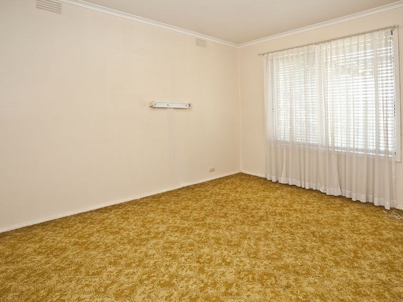 63 Carronvale Road, Mooroolbark VIC 3138