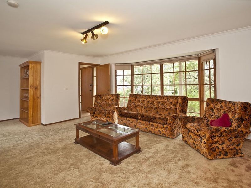 7 Ambon Rise, Croydon Hills VIC 3136