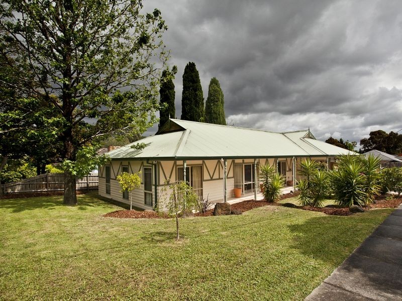17 Eothen Lane, Kilsyth VIC 3137