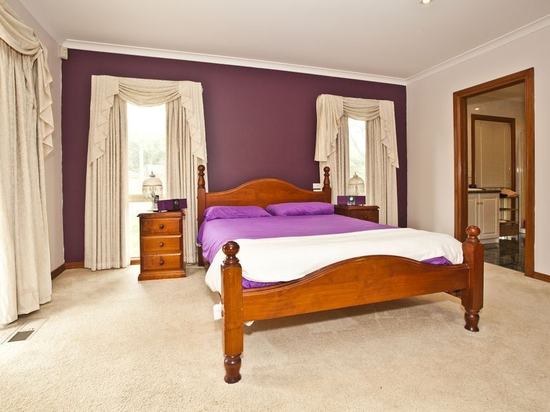 17 Eothen Lane, Kilsyth VIC 3137