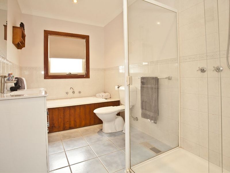 17 Eothen Lane, Kilsyth VIC 3137