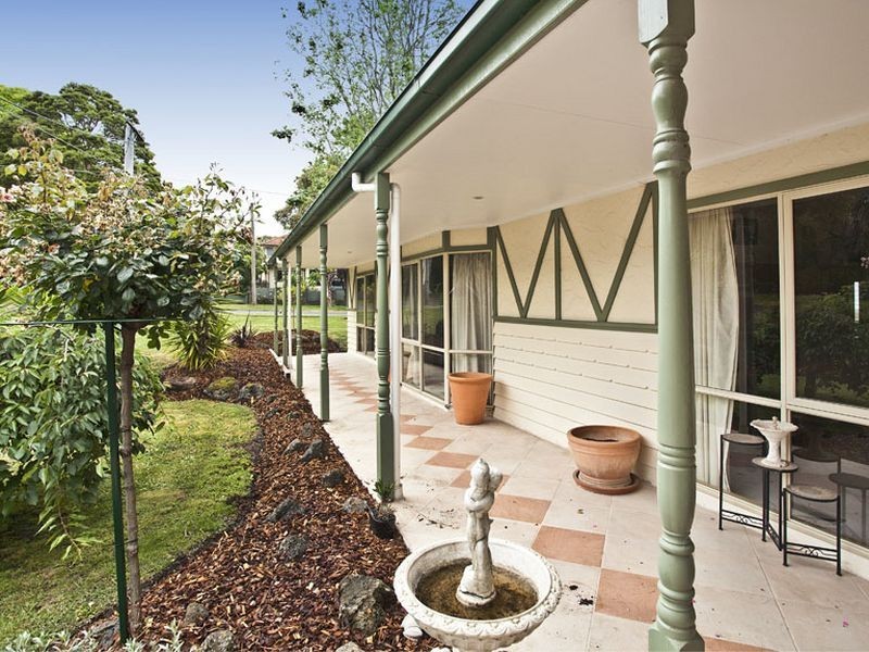 17 Eothen Lane, Kilsyth VIC 3137