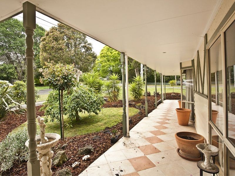 17 Eothen Lane, Kilsyth VIC 3137