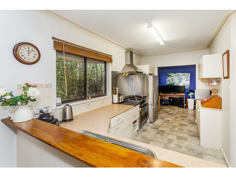12 Dunoon Street, Mooroolbark VIC 3138