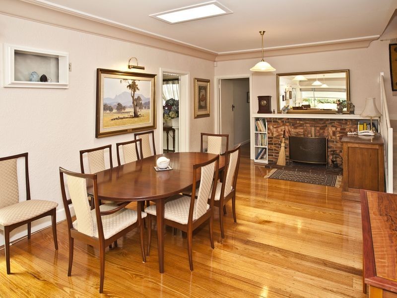 4 Pine Road, Mooroolbark VIC 3138