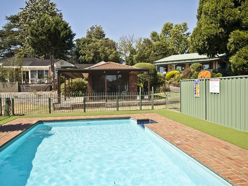 9 The Briars, Mooroolbark VIC 3138