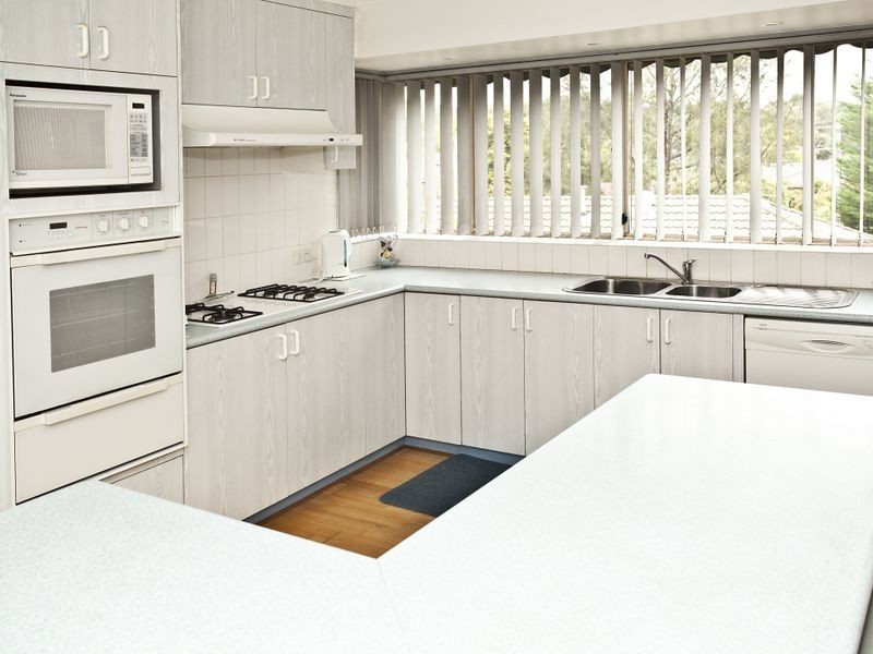 5 Wildberry Close, Croydon Hills VIC 3136